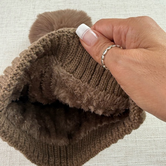 lululemon athletica Brown Cable Knit Beanie with Pom-Pom - Picture 3 of 3